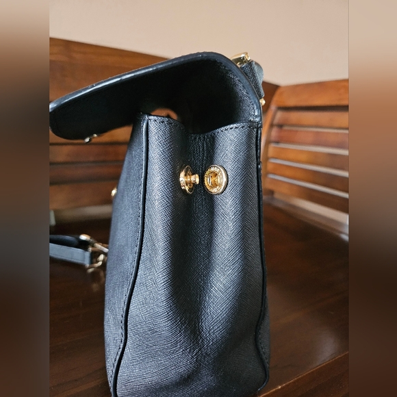 Michael Kors Saffiano Leather Ava Satchel! GUC ! - Picture 8 of 12